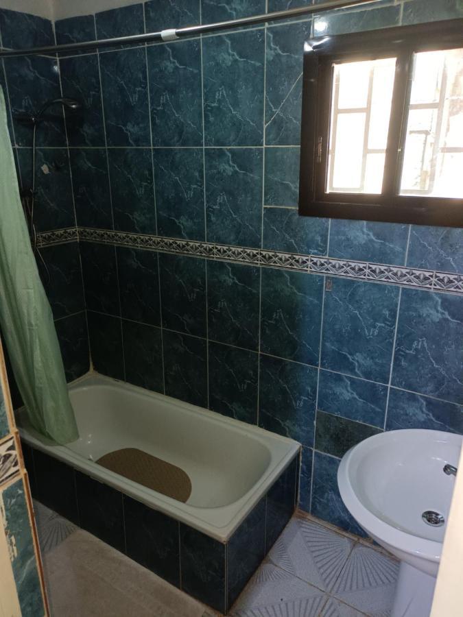 Hotel Badinca Alojamento Low Cost In Bissau Avenida Francisco Mendes Exterior photo